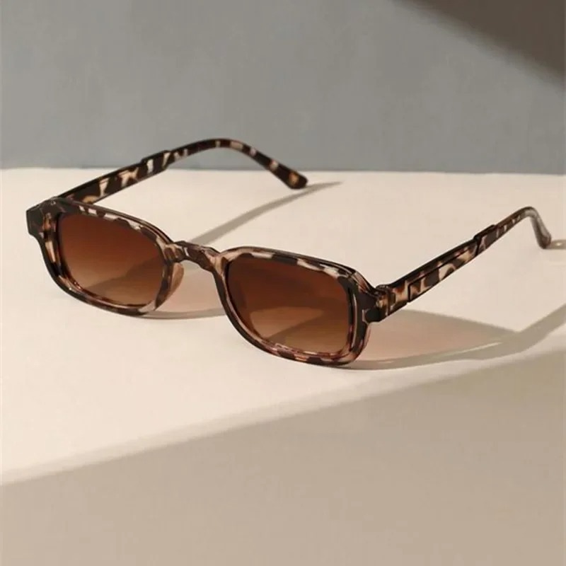 Lunettes de soleil rectangulai - Designer Sunglasses avis et prix