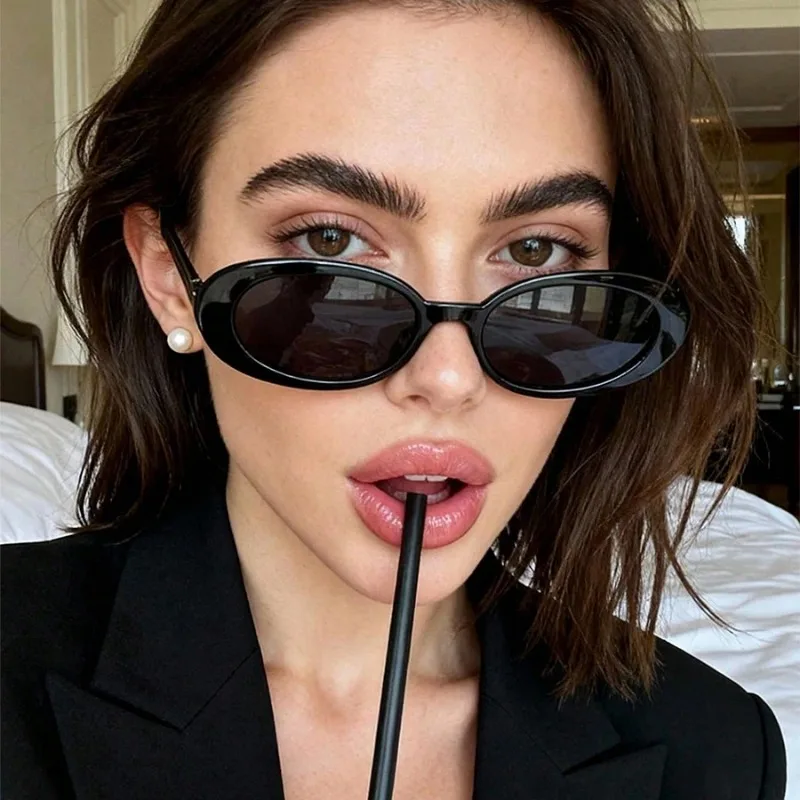 Lunettes de soleil ovales vint - Designer Sunglasses avis et prix