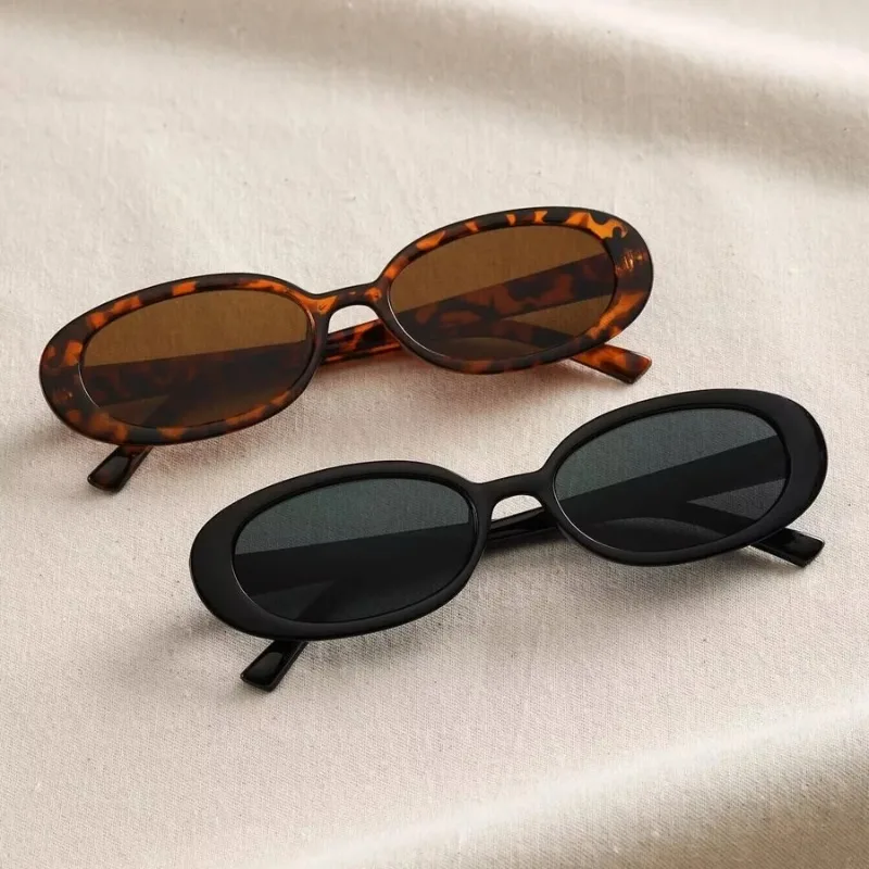 Lunettes de soleil ovales vint - Designer Sunglasses avis et prix