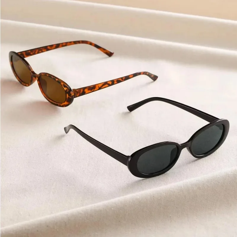 Lunettes de soleil ovales vint - Designer Sunglasses avis et prix